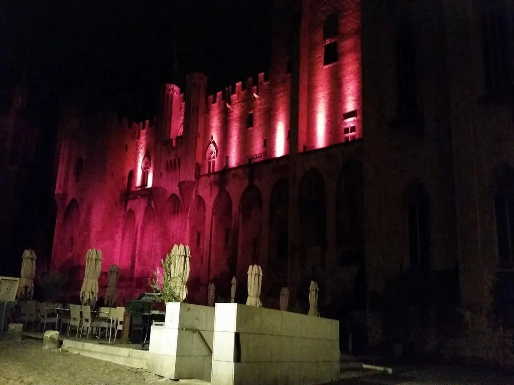 Hotel Du Palais Des Papes Avignon 3*,