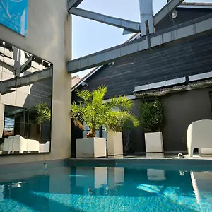 Be Loft Pool&spa Avignon